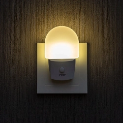 Lampka nocna NightGuide LED przycisk On/ Off